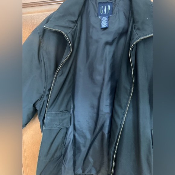 Gap Black Jacket - Picture 3 of 4